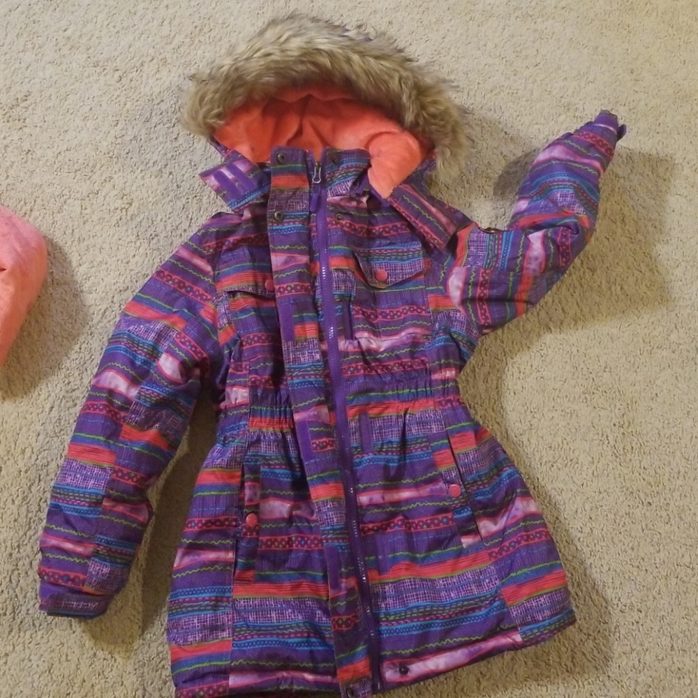 Girls 2-in-1 Ski/Winter coat. lightly used.